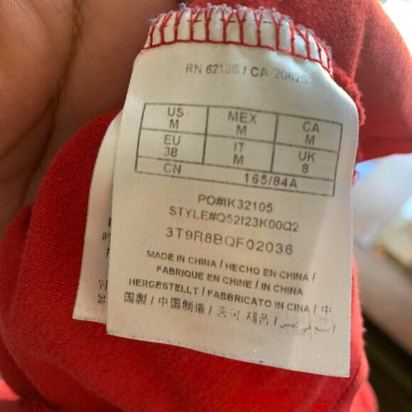 Vintage GUESS Jeans Women’s Size M T-Shirt Tee Red Black Short Sleeve Sequin - Picture 5 of 6